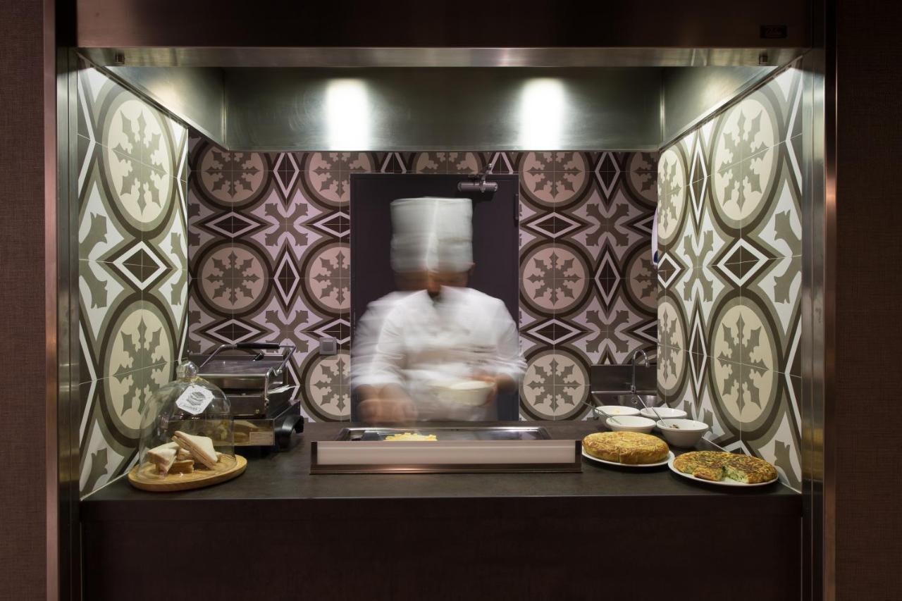 Hotel Catalonia Magdalenes 4*
